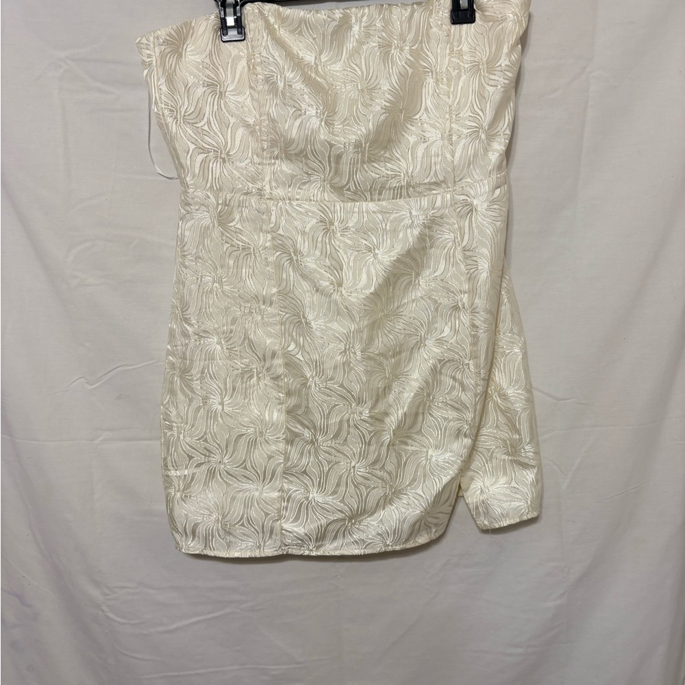 Lulus Bubbly Beauty Ivory Jacquard Strapless Bustier Mini Dress.